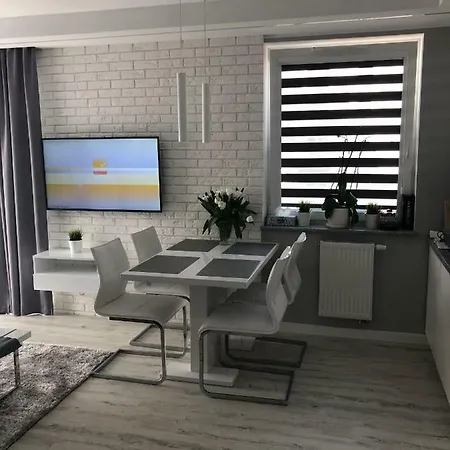 Lesne Tarasy Apartment